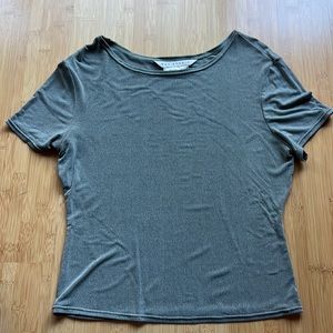 Vintage 🖤 Max Studio short sleeved crop top - S